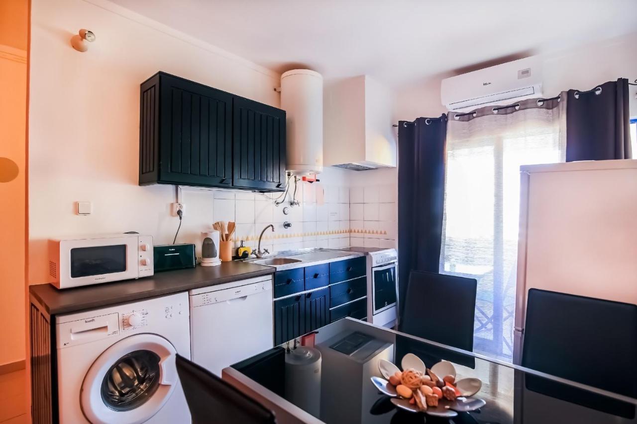 Apartment In Praia Da Rocha With A-C, Terrace In بورتيماو المظهر الخارجي الصورة